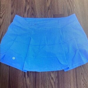 Lululemon pace rival mid rise skirt